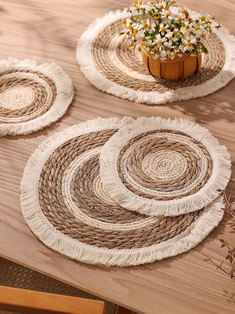 Tassel Grass Insulated Dining Table Mat – Heat-Resistant Placemat for Kitchen, Dining & Home Décor